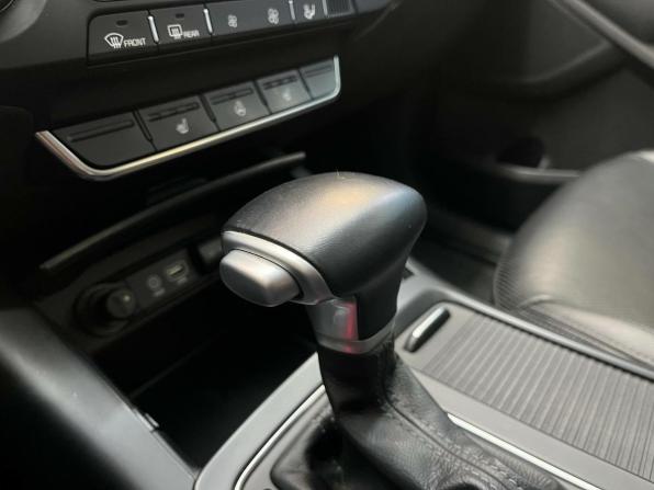 Kia Sorento III Prime Рестайлинг с пробегом 2019 года, цена 2 672 479 рублей, 130000 км, внедорожник, Автокод Объявления
