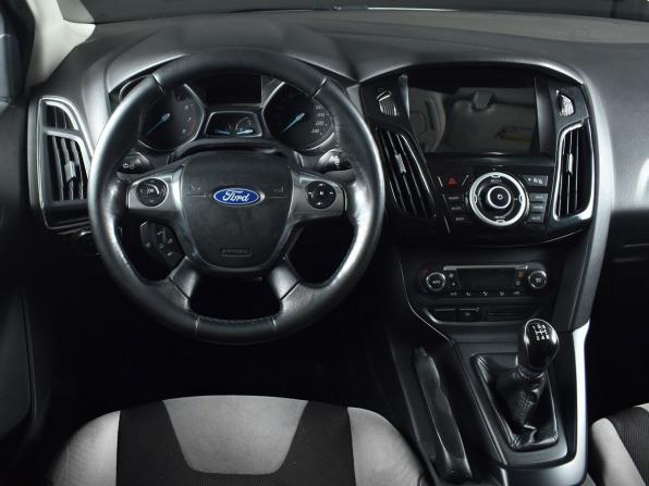 Ford Focus III с пробегом 2011 года, цена 699 999 рублей, 182554 км, седан, Автокод Объявления