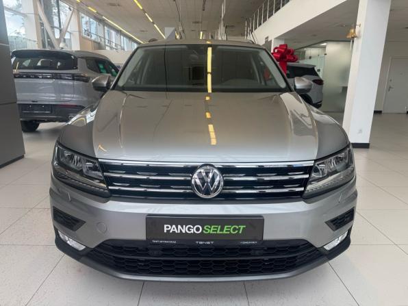 Volkswagen Tiguan II с пробегом 2019 года, цена 2 199 000 рублей, 76986 км, внедорожник, Автокод Объявления