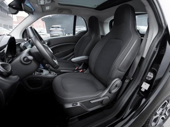 Smart Fortwo III с пробегом 2016 года, цена 990 000 рублей, 134088 км, хэтчбек, Автокод Объявления