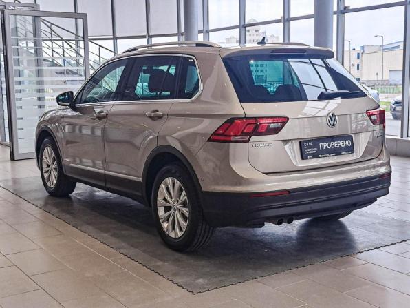 Volkswagen Tiguan II с пробегом 2018 года, цена 2 900 000 рублей, 54028 км, внедорожник, Автокод Объявления