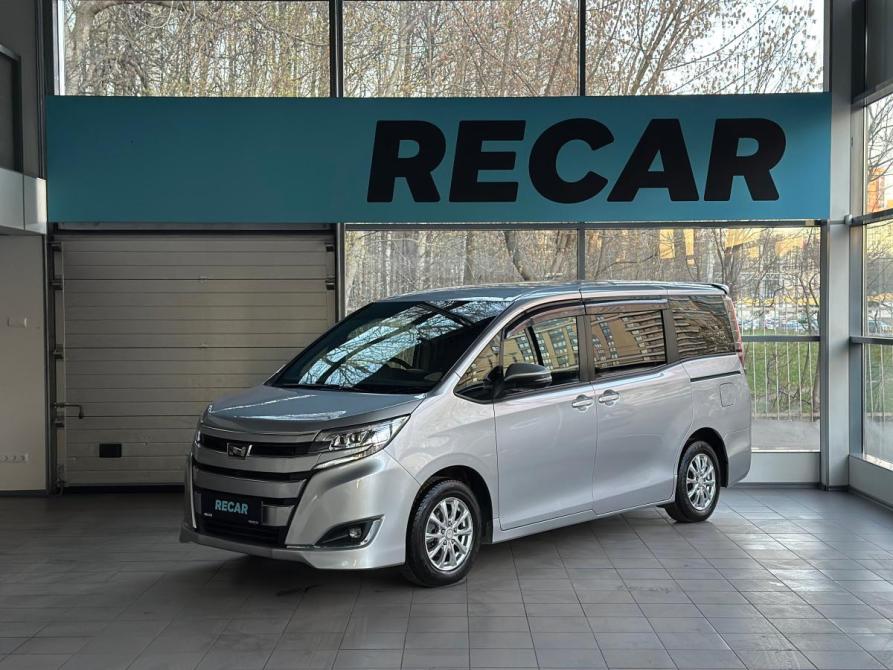 Toyota Noah III (R80) Санкт-Петербург  - изображение 1