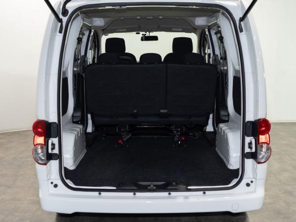 Nissan NV200 с пробегом 2018 года, цена 1 380 000 рублей, 126622 км, минивэн, Автокод Объявления
