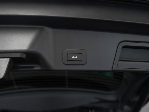 Land Rover Range Rover Evoque II Рестайлинг с пробегом 2025 года, цена 6 250 000 рублей, 26 км, внедорожник, Автокод Объявления