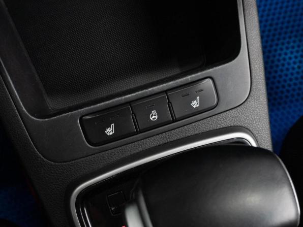 Kia Rio IV Рестайлинг с пробегом 2021 года, цена 1 299 000 рублей, 134460 км, седан, Автокод Объявления