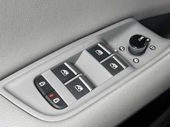 Audi Q8 I (4M) с пробегом 2022 года, цена 9 300 000 рублей, 32595 км, внедорожник, Автокод Объявления