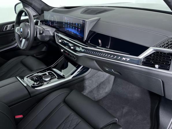 BMW X7 I (G07) Рестайлинг с пробегом 2025 года, цена 16 099 000 рублей, 3905 км, внедорожник, Автокод Объявления