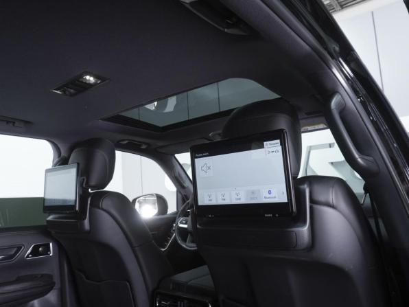 Toyota Land Cruiser 300 Series с пробегом 2022 года, цена 9 979 000 рублей, 110244 км, внедорожник, Автокод Объявления