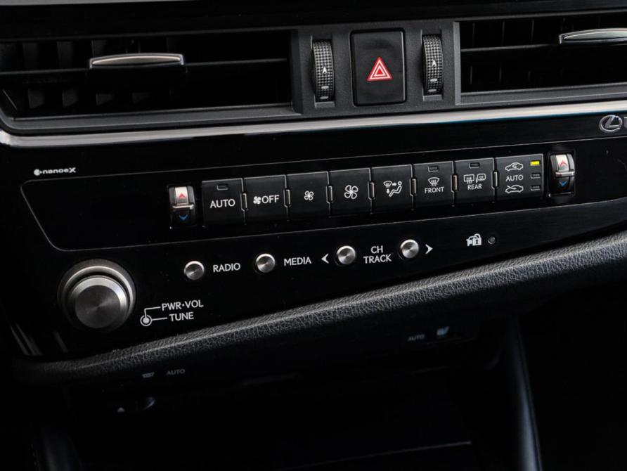 Lexus ES VII Рестайлинг Москва  - изображение 25