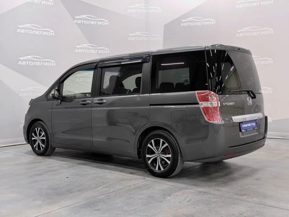 Honda Stepwgn IV с пробегом 2012 года, цена 1 320 000 рублей, 252140 км, минивэн, Автокод Объявления