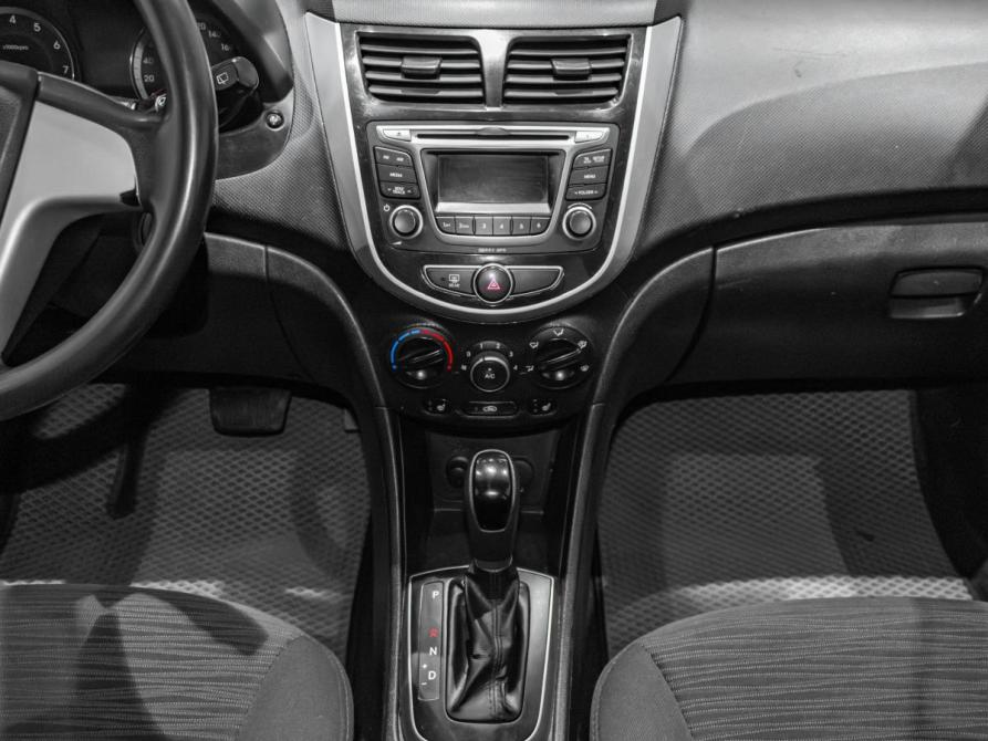 Hyundai Solaris I Рестайлинг Екатеринбург  - изображение 18