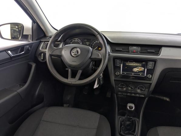 Skoda Rapid I Рестайлинг с пробегом 2019 года, цена 900 000 рублей, 246586 км, лифтбек, Автокод Объявления