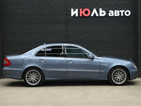 Mercedes-Benz E-Класс III (W211 S211) Рестайлинг с пробегом 2006 года, цена 1 310 000 рублей, 219733 км, седан, Автокод Объявления