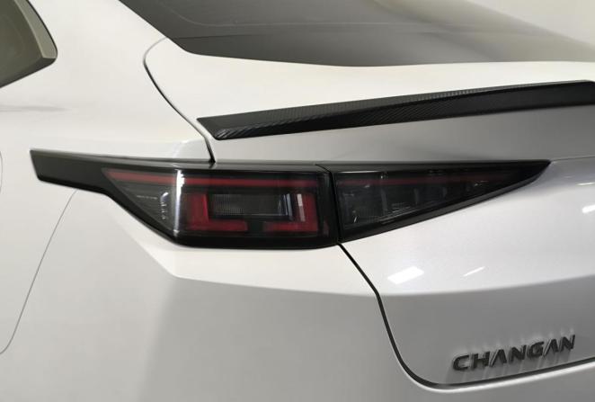 Changan Lamore с пробегом 2024 года, цена 2 000 000 рублей, 19350 км, седан, Автокод Объявления