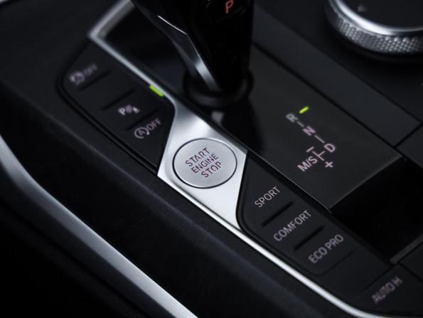 BMW 3 серии VII (G2x) с пробегом 2020 года, цена 3 349 000 рублей, 135977 км, седан, Автокод Объявления