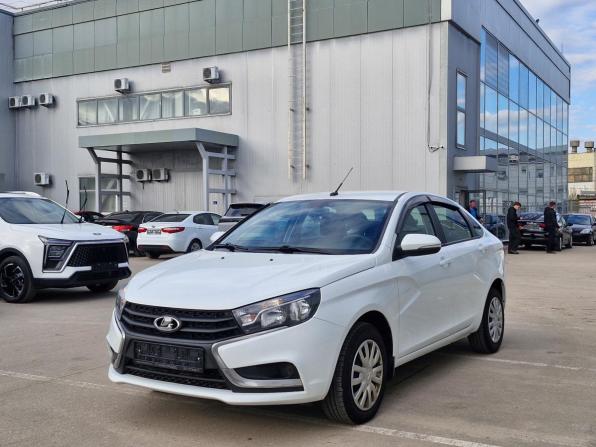 Lada (ВАЗ) Vesta I с пробегом 2022 года, цена 875 000 рублей, 194021 км, седан, Автокод Объявления