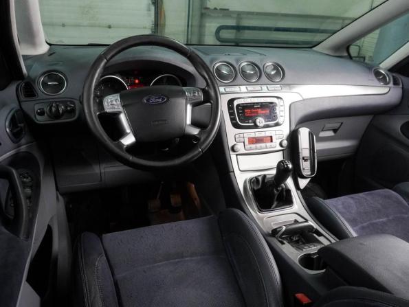 Ford S-MAX I с пробегом 2006 года, цена 677 000 рублей, 241812 км, минивэн, Автокод Объявления