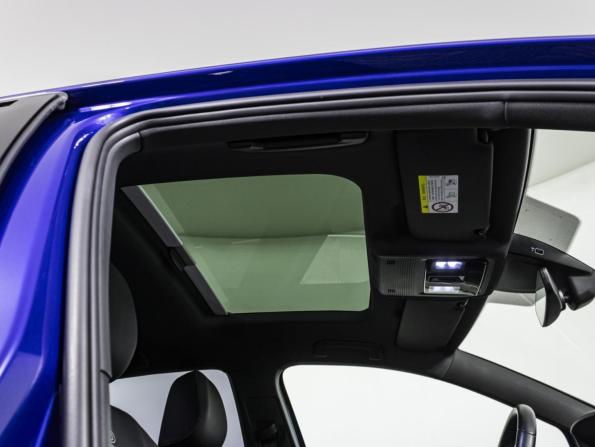 Volkswagen Golf VIII с пробегом 2021 года, цена 2 699 000 рублей, 60200 км, хэтчбек, Автокод Объявления