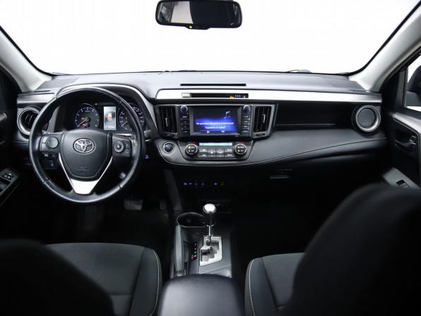 Toyota RAV4 IV (XA40) Рестайлинг с пробегом 2018 года, цена 2 690 000 рублей, 83526 км, внедорожник, Автокод Объявления