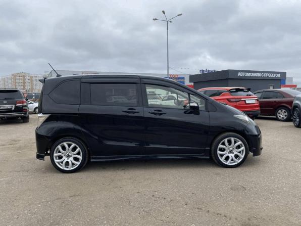 Honda Freed I Рестайлинг с пробегом 2012 года, цена 895 000 рублей, 191107 км, компактвэн, Автокод Объявления