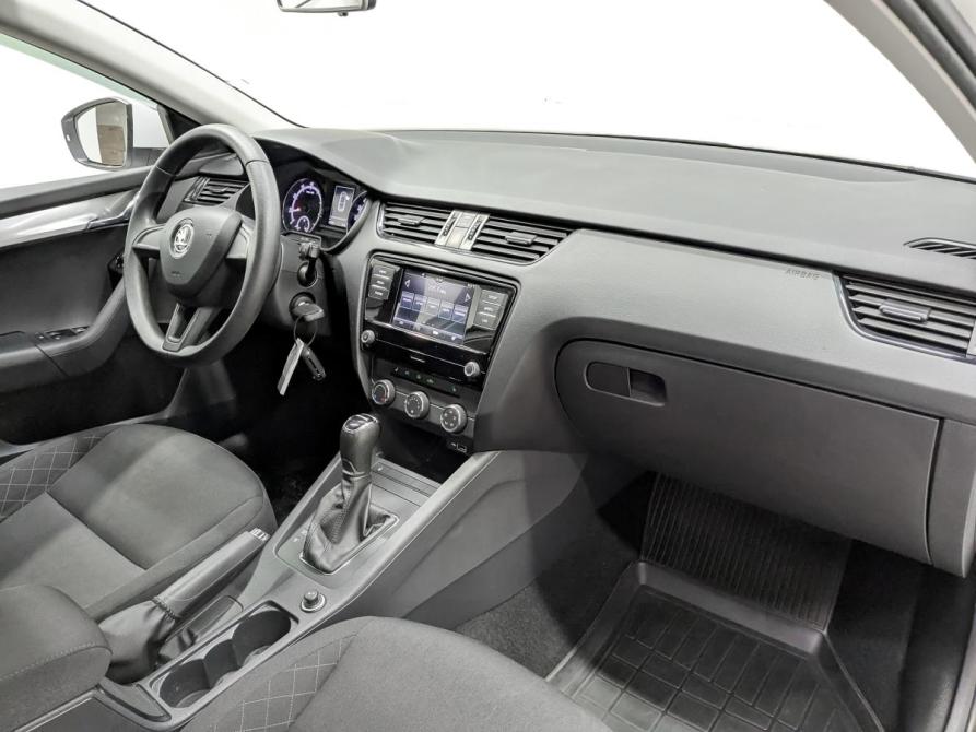 Skoda Octavia III (A7) Рестайлинг Москва  - изображение 11
