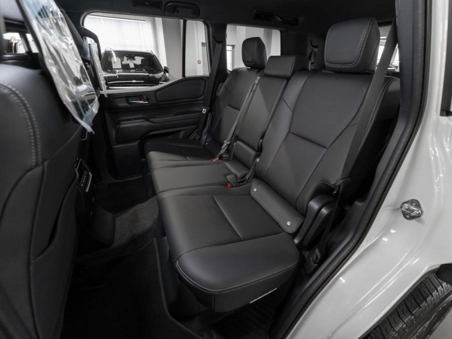 Toyota Land Cruiser Prado 250 Series Москва  - изображение 12