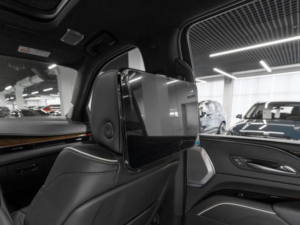 Cadillac Escalade V с пробегом 2023 года, цена 12 400 000 рублей, 17973 км, внедорожник, Автокод Объявления