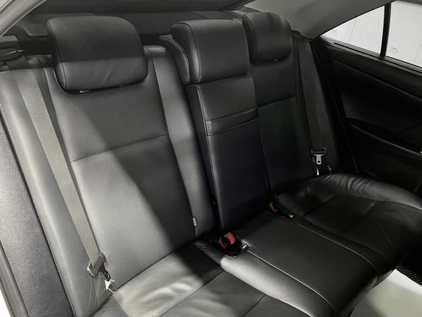 Toyota Camry VII (XV50) Рестайлинг с пробегом 2015 года, цена 1 680 000 рублей, 186182 км, седан, Автокод Объявления