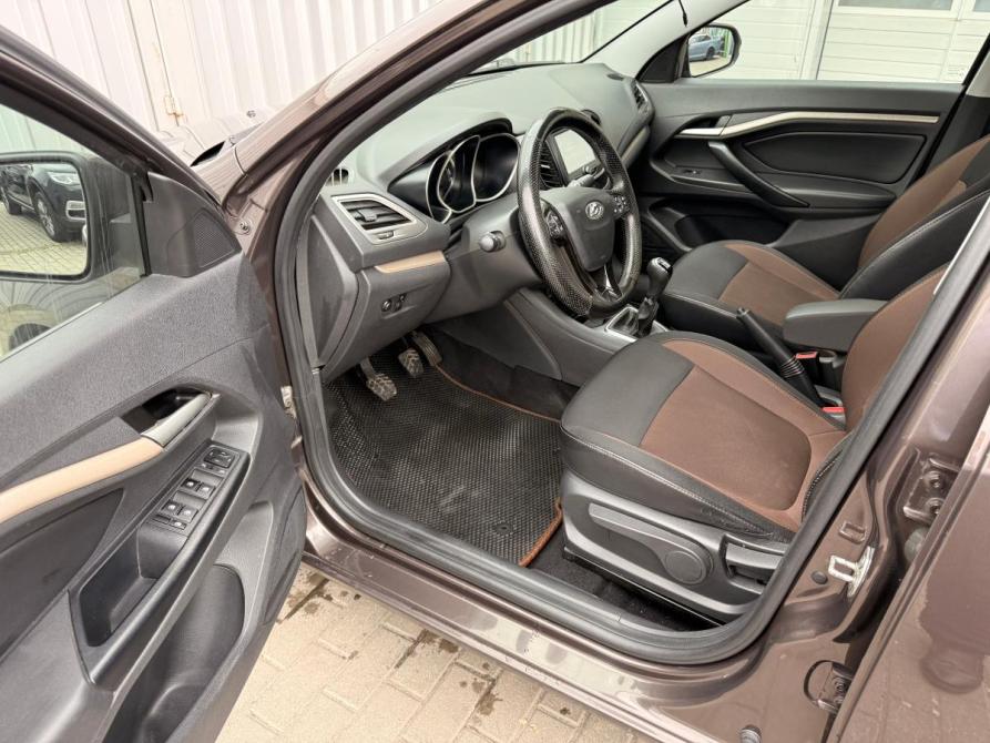 Lada (ВАЗ) Vesta I Ростов-на-Дону  - изображение 12
