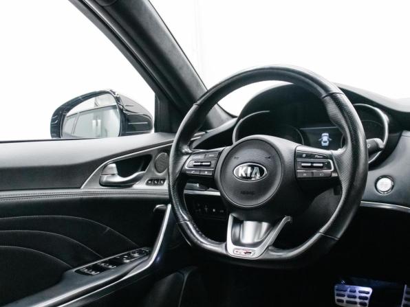 Kia Stinger I Рестайлинг с пробегом 2021 года, цена 3 400 000 рублей, 73899 км, лифтбек, Автокод Объявления