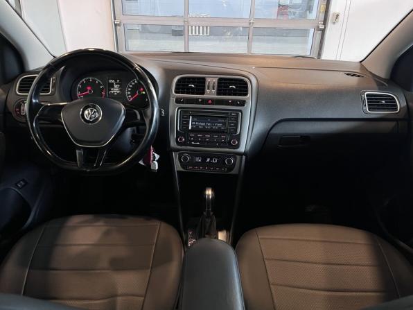 Volkswagen Polo V Рестайлинг с пробегом 2015 года, цена 795 000 рублей, 257684 км, седан, Автокод Объявления
