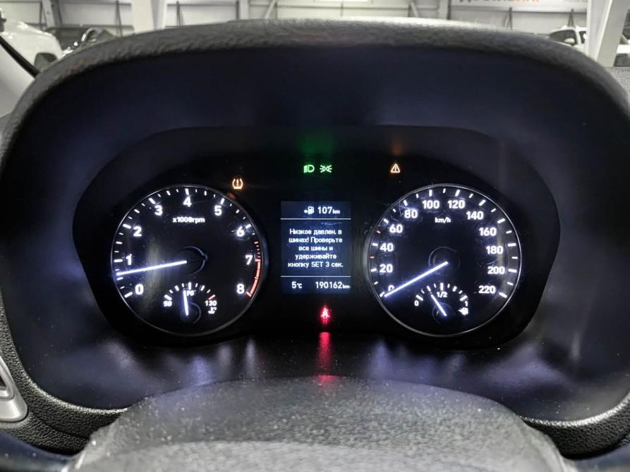 Hyundai Solaris II Набережные Челны  - изображение 16