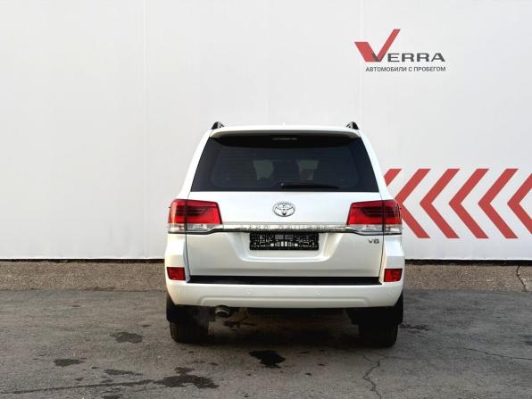 Toyota Land Cruiser 200 Series Рестайлинг 2 с пробегом 2016 года, цена 5 890 000 рублей, 171444 км, внедорожник, Автокод Объявления