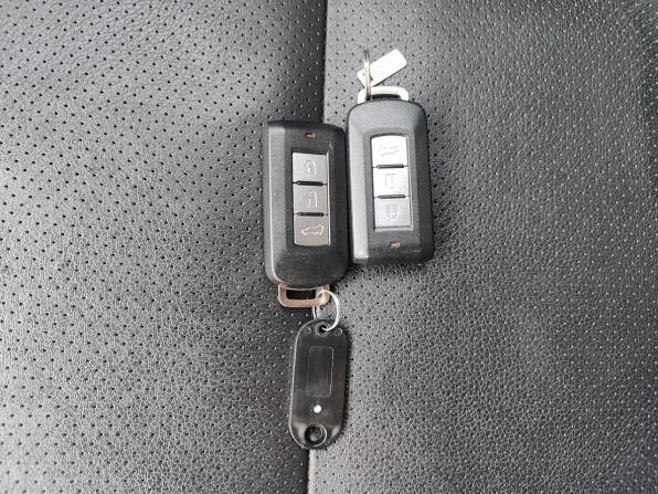 Mitsubishi Outlander III с пробегом 2013 года, цена 1 469 000 рублей, 281938 км, внедорожник, Автокод Объявления