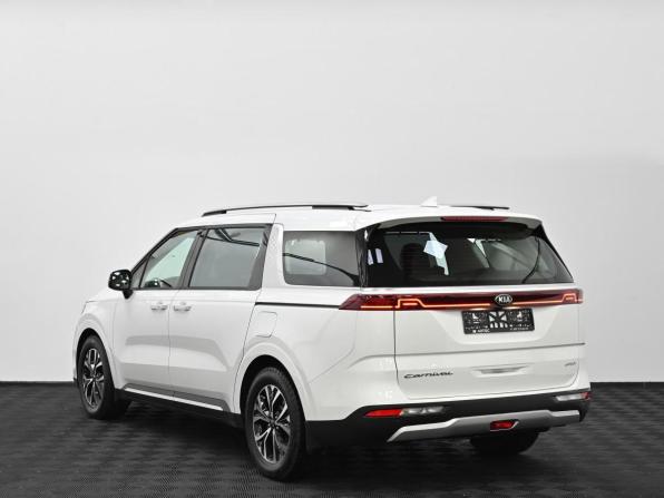 Kia Carnival IV с пробегом 2021 года, цена 3 049 000 рублей, 131000 км, минивэн, Автокод Объявления