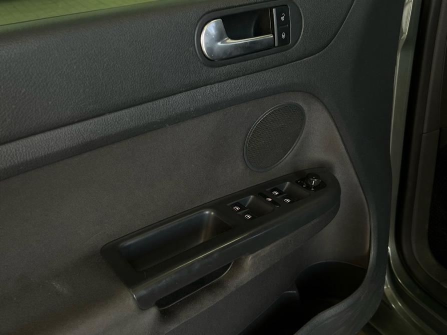 Volkswagen Golf Plus I Волгоград  - изображение 12