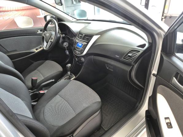 Hyundai Solaris I с пробегом 2013 года, цена 869 000 рублей, 107691 км, седан, Автокод Объявления