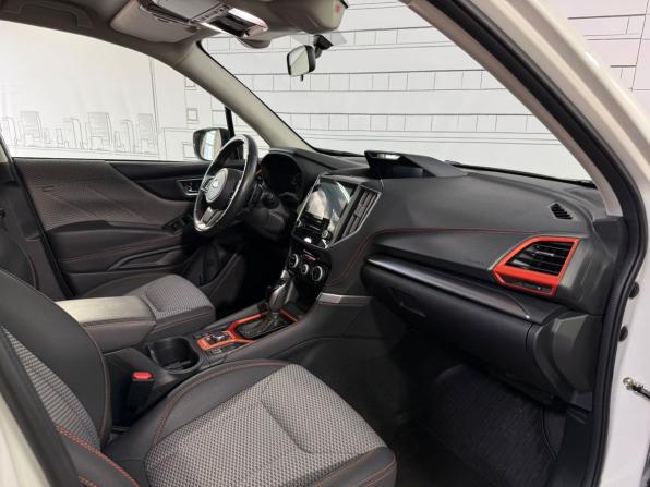 Subaru Forester V с пробегом 2021 года, цена 3 600 000 рублей, 68000 км, внедорожник, Автокод Объявления