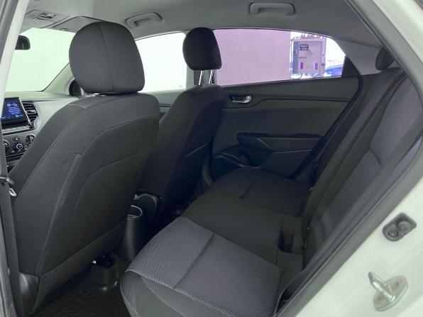 Hyundai Solaris II Рестайлинг с пробегом 2021 года, цена 1 222 000 рублей, 171518 км, седан, Автокод Объявления