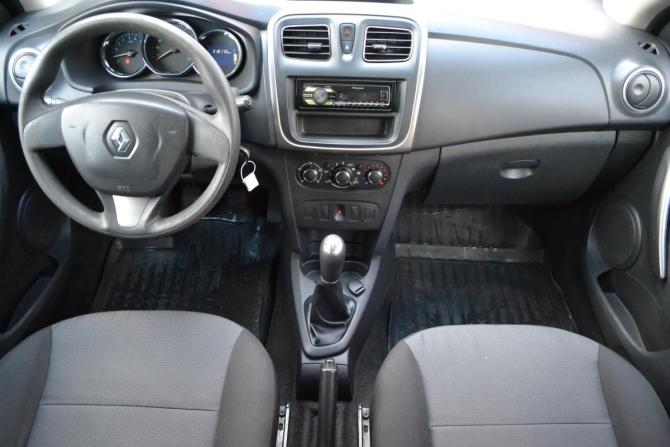 Renault Logan II с пробегом 2016 года, цена 620 000 рублей, 318120 км, седан, Автокод Объявления