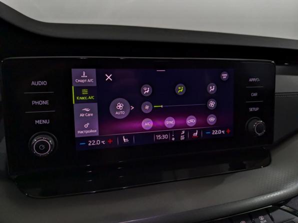 Skoda Octavia IV (A8) с пробегом 2021 года, цена 2 400 000 рублей, 79688 км, лифтбек, Автокод Объявления