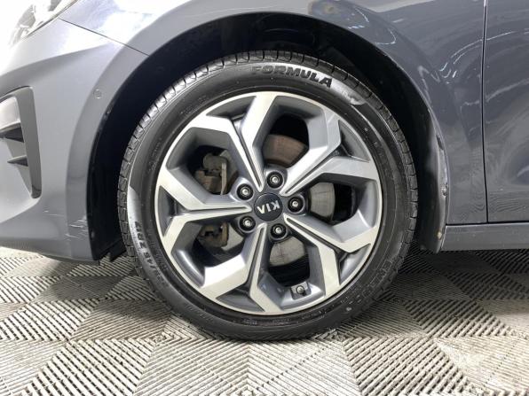 Kia Ceed III с пробегом 2020 года, цена 1 700 000 рублей, 99013 км, универсал, Автокод Объявления