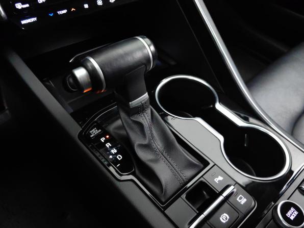 Kia K5 III с пробегом 2020 года, цена 2 489 000 рублей, 90299 км, седан, Автокод Объявления