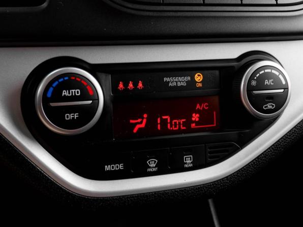 Kia Picanto II Рестайлинг с пробегом 2015 года, цена 1 189 000 рублей, 104348 км, хэтчбек, Автокод Объявления