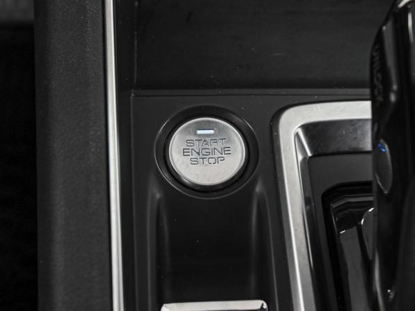Evolute i-PRO с пробегом 2023 года, цена 1 599 000 рублей, 160408 км, седан, Автокод Объявления