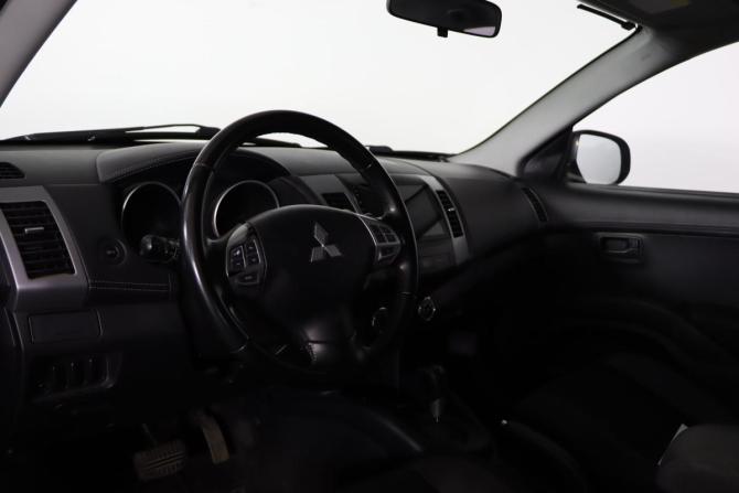Mitsubishi Outlander II Рестайлинг с пробегом 2012 года, цена 979 990 рублей, 171950 км, внедорожник, Автокод Объявления