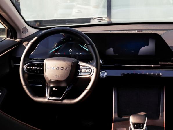 Omoda C5 I с пробегом 2024 года, цена 2 049 000 рублей, 34960 км, внедорожник, Автокод Объявления