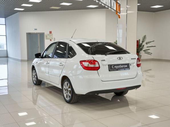 Lada (ВАЗ) Granta I с пробегом 2014 года, цена 353 000 рублей, 218304 км, лифтбек, Автокод Объявления