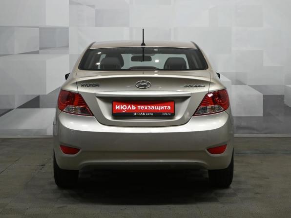 Hyundai Solaris I с пробегом 2013 года, цена 830 000 рублей, 198737 км, седан, Автокод Объявления
