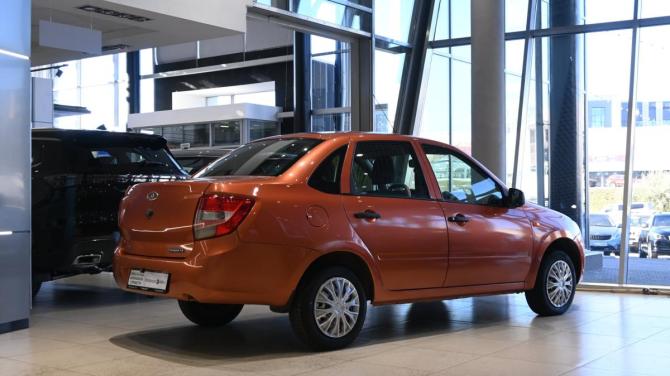 Lada (ВАЗ) Granta I с пробегом 2014 года, цена 325 000 рублей, 183015 км, седан, Автокод Объявления